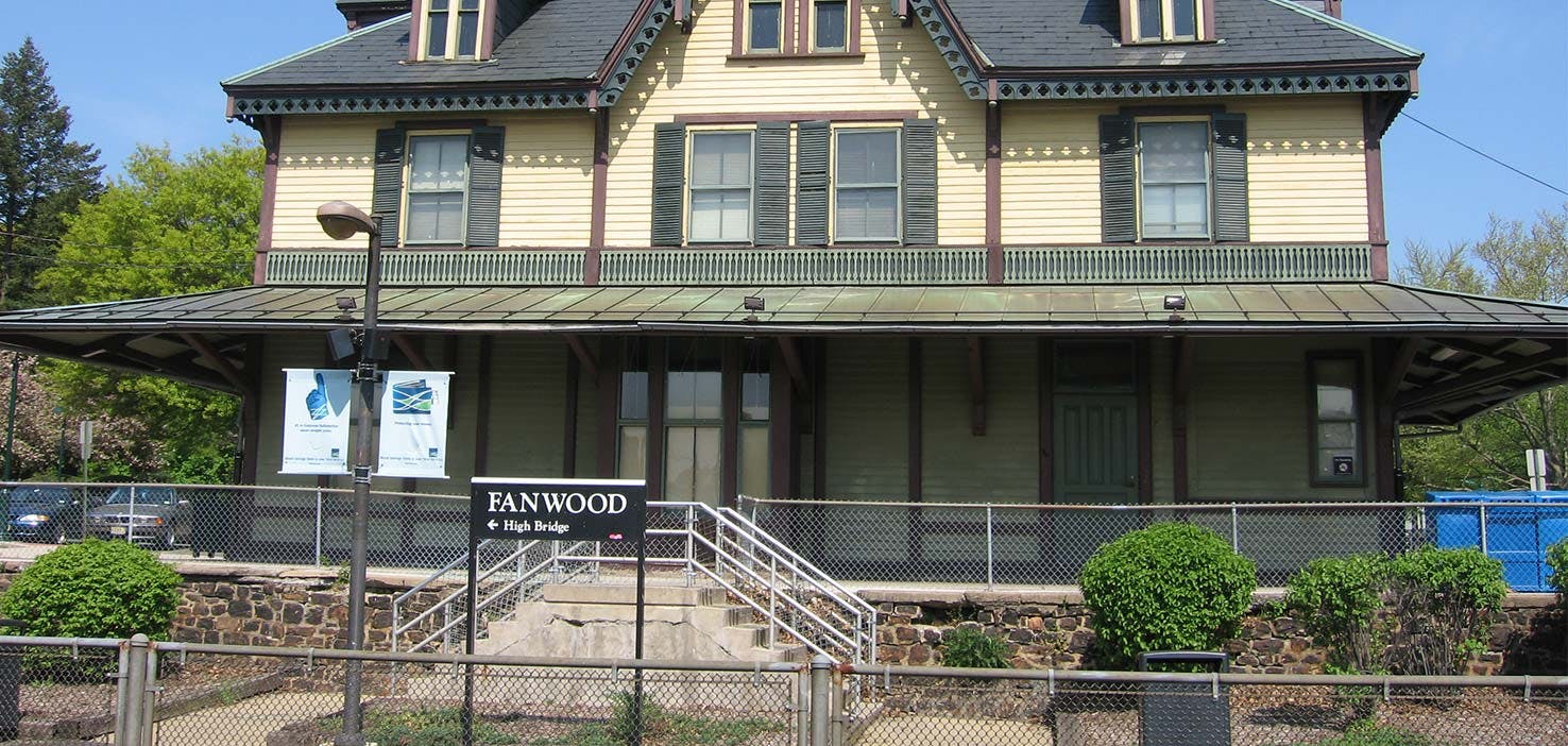 Dog Walkers in Fanwood, NJ Dog Walking Near You Wag!