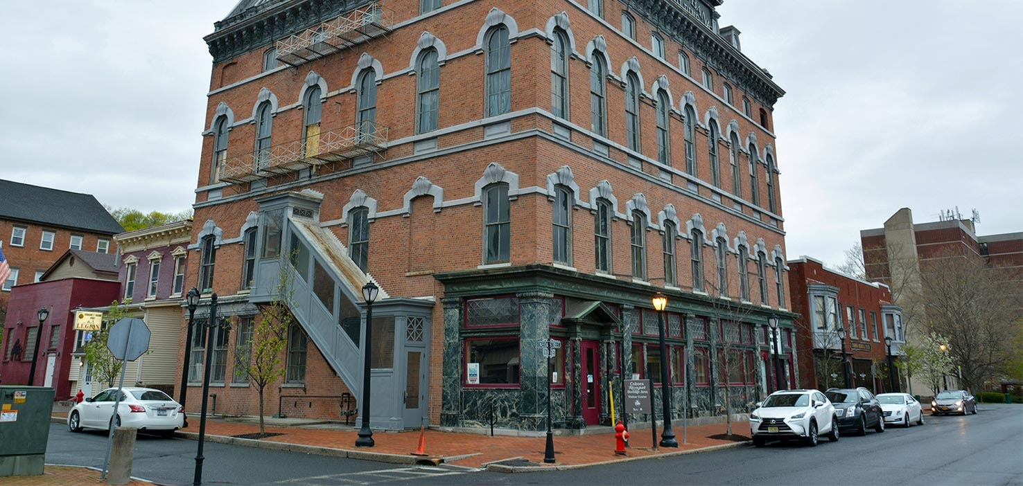 Dog Walkers in Cohoes, NY Dog Walking Near You Wag!