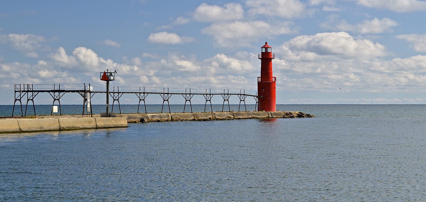 Dog Walkers in Algoma, WI Dog Walking Near You Wag!