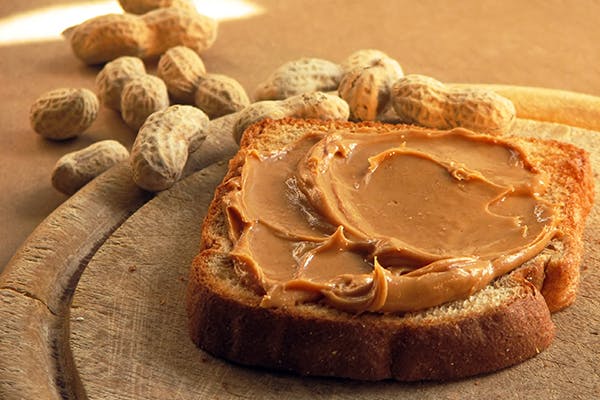 can dogs be allergic to peanut butter symptoms