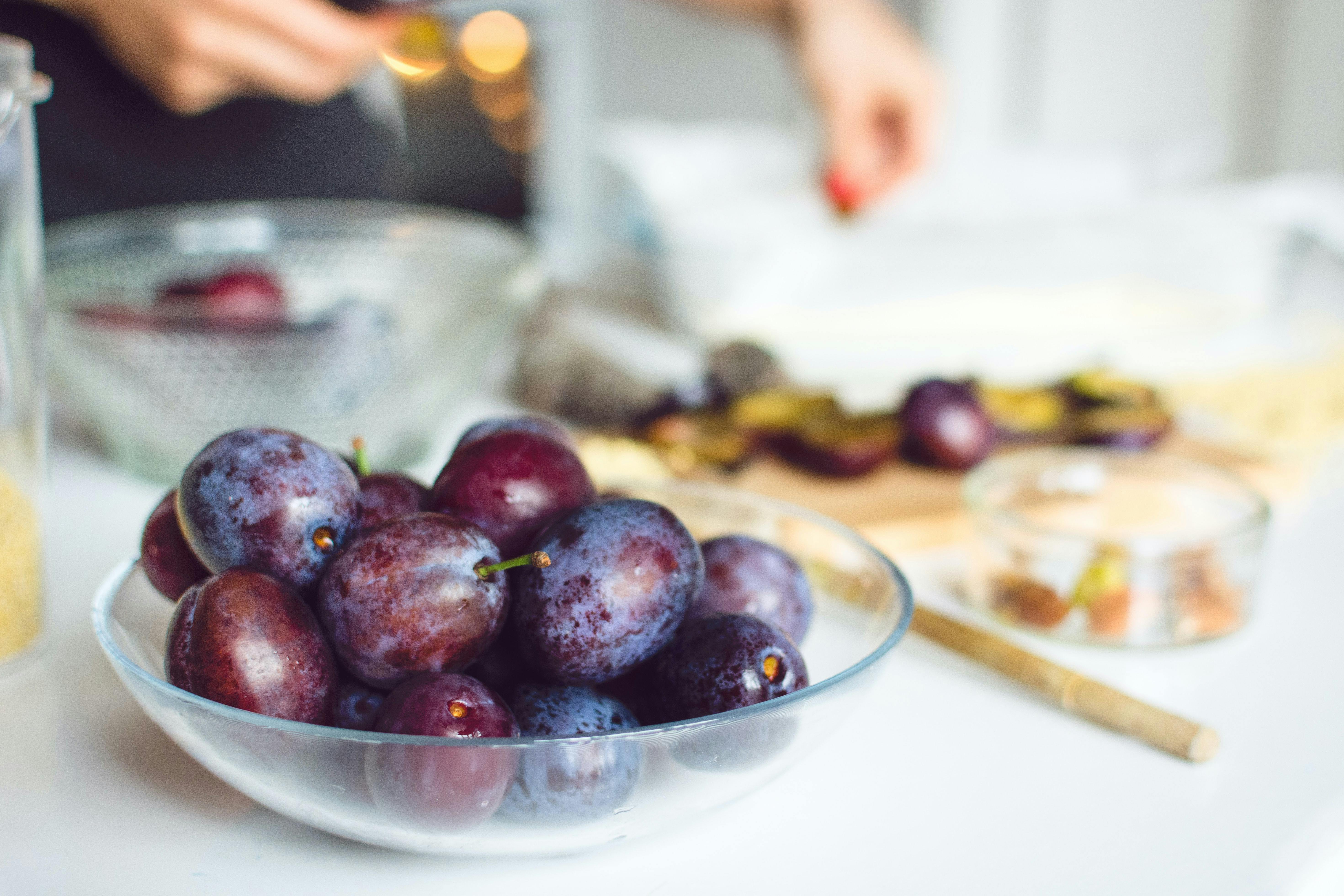 are purple grapes bad for dogs