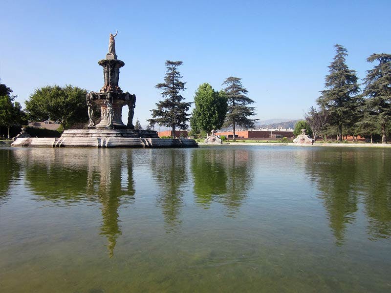 N Hollywood/ E Lankershim-Vineland